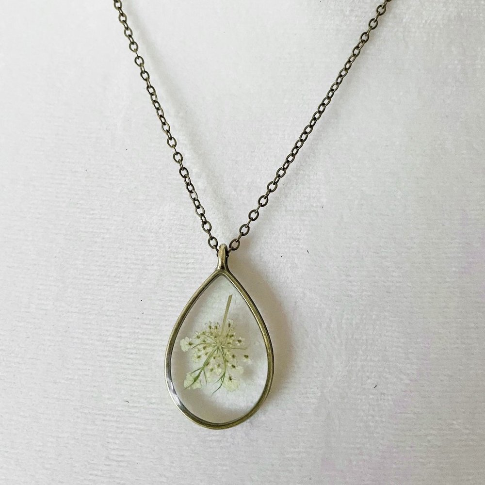 Tiny floral white Queen Anne’s Lace flower teardrop shaped resin necklace